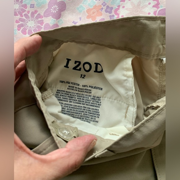 IZOD school uniform bermudas size 12 - Picture 3 of 5